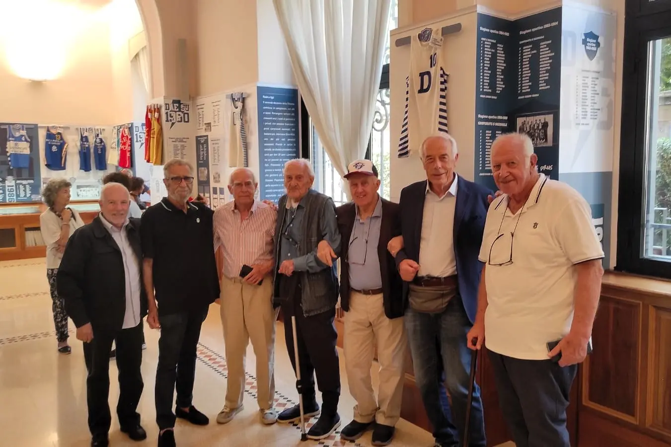 I pioneri della Dinamo: Virdis, Bertrand, Tatti, Mazzanti, Sartori, Pilo e Maiorani (foto G. Marras)
