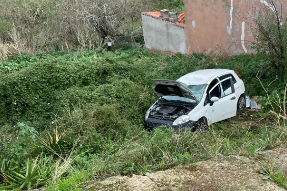 L'auto dopo l'incidente (foto Floris)