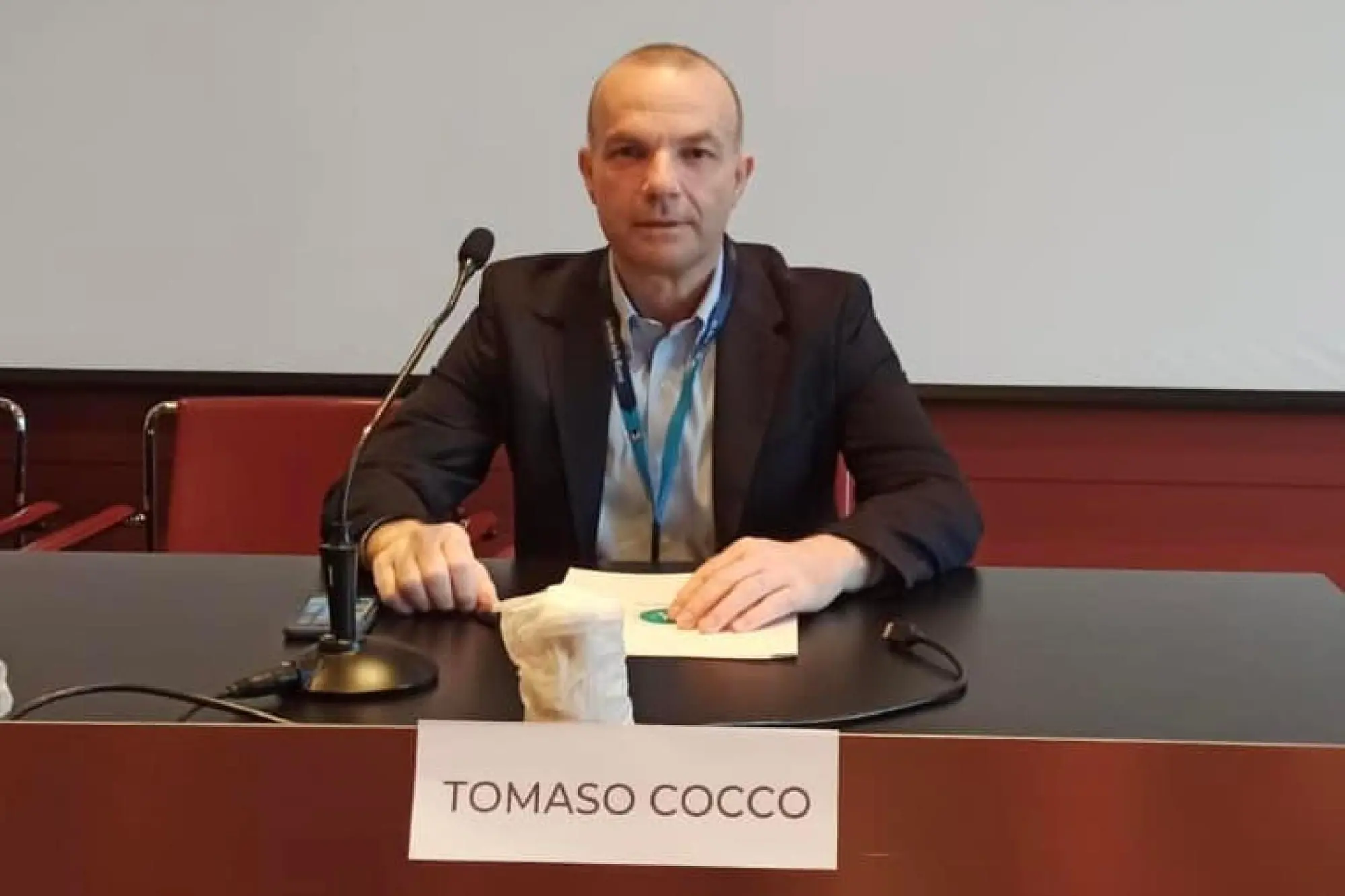 Tomaso Cocco, responsabile della terapia del dolore all'ospedale Marino di Cagliari, in una foto tratta dal suo profilo Facebook