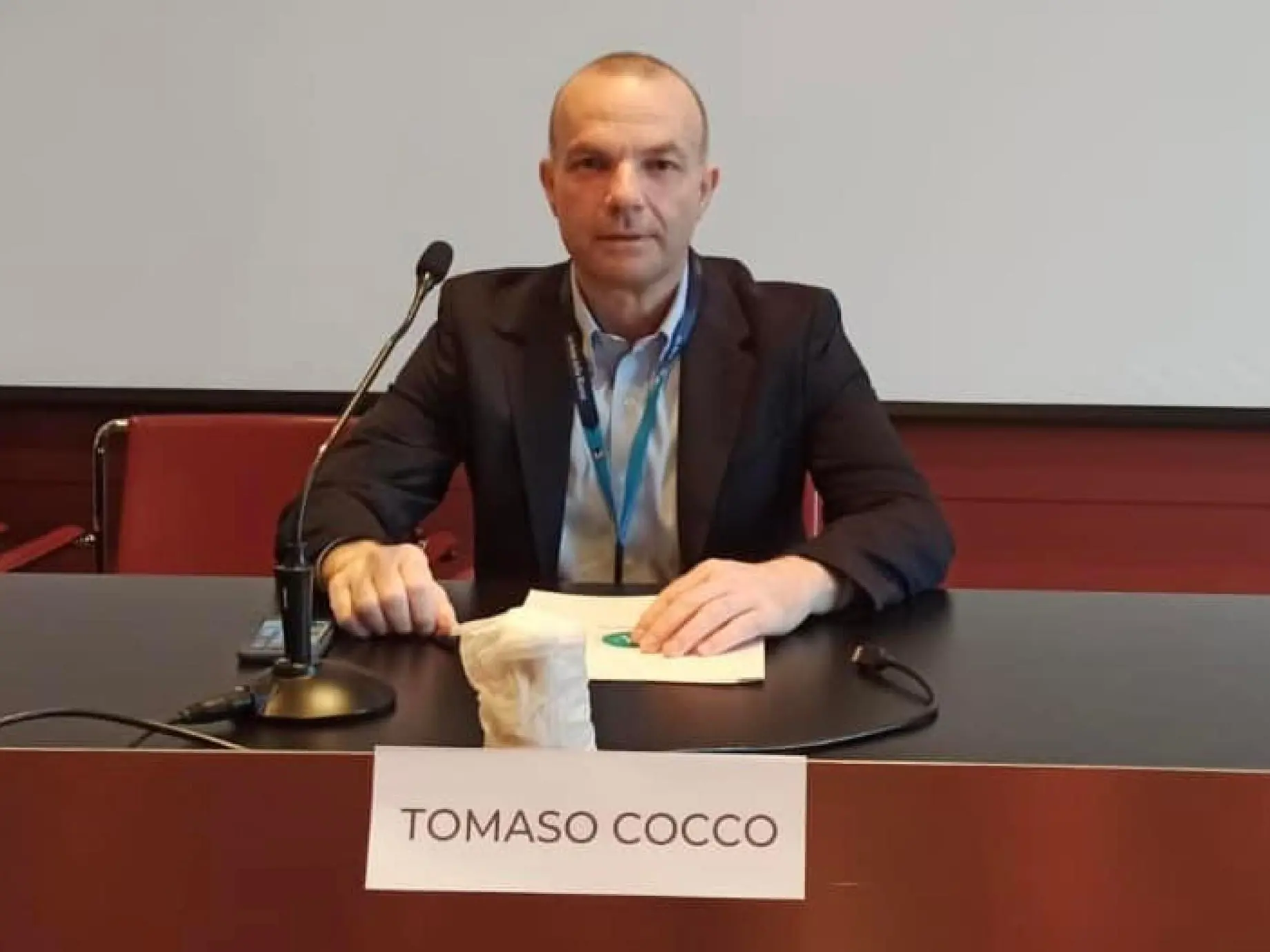 Tomaso Cocco, responsabile della terapia del dolore all'ospedale Marino di Cagliari, in una foto tratta dal suo profilo Facebook