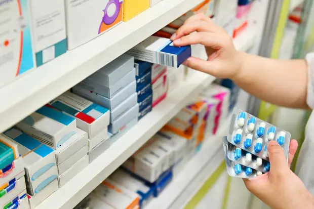 Farmaci (foto Ansa)