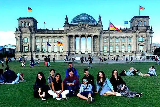 Gli studenti dell'Azuni a Berlino (foto Ufficio stampa)