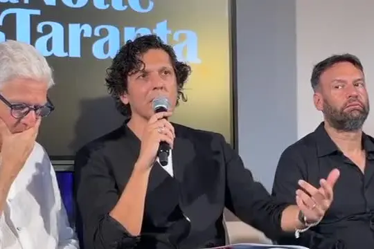 Ermal Meta: "Le persone insieme hanno una forza travolgente"