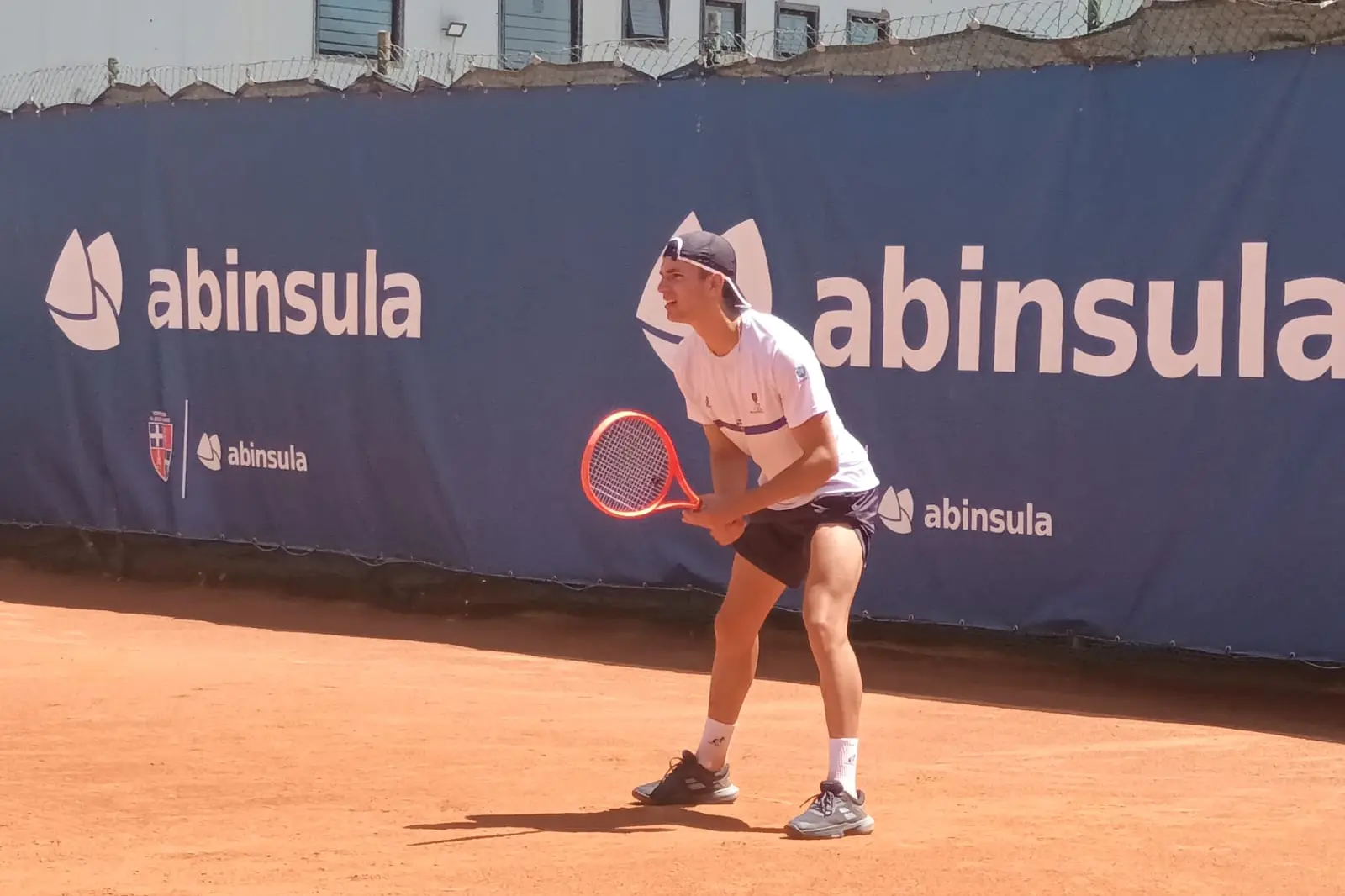 Matteo Mura, protagonista del pareggio della Torres Tennis (Foto Antonio Burruni)