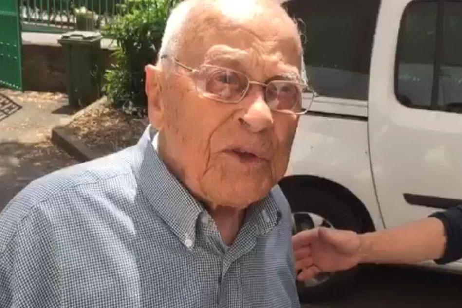 Arbus, a 98 anni nonno Felicino prende la licenza media