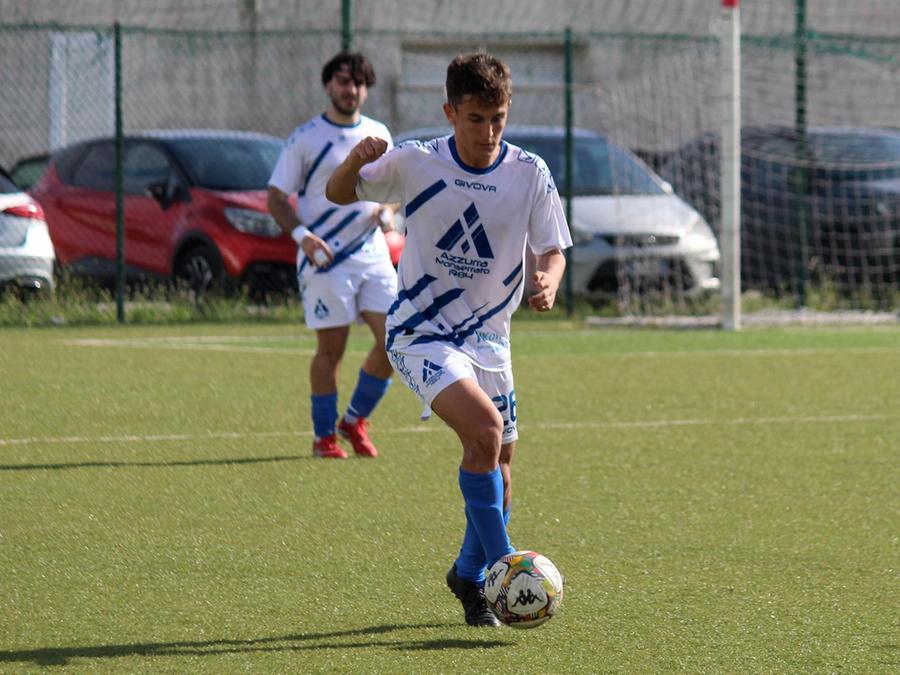 Calcio regionale, tutti pazzi per Leonardo Laudi: i club se 