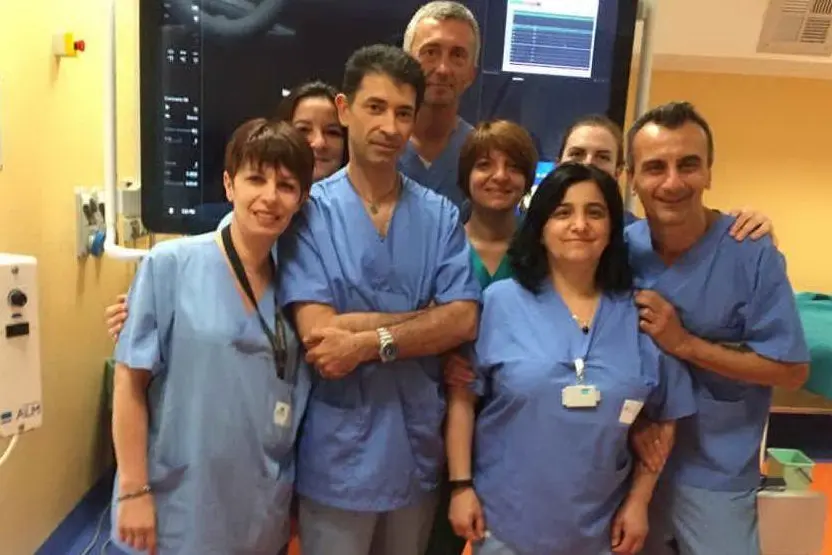 Il team torinese che ha effettuato il delicato intervento (foto Maria Pia Hospital)
