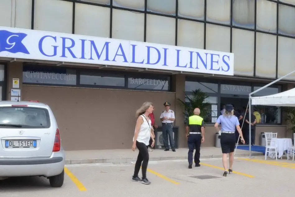 Il nuovo terminal della Grimaldi a Porto Torres (foto Gloria Calvi)