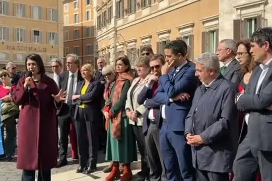 Attivista Donna Vita Libertà: "Iran grande prigione, stop esecuzioni"