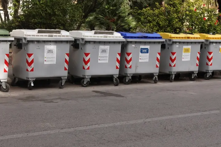 Batteria di cassonetti