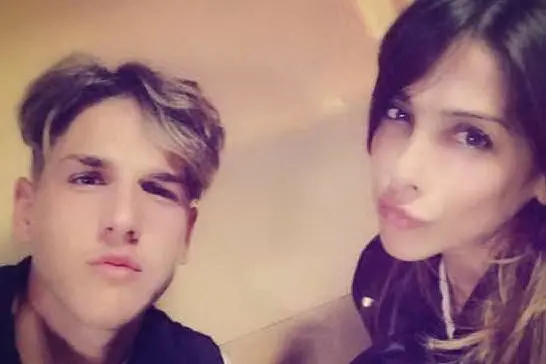 Nicolò Zaniolo e Francesca Costa (foto Instagram)