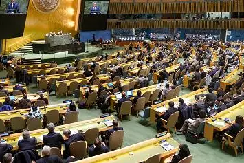L'assemblea generale dell'Onu (Ansa)