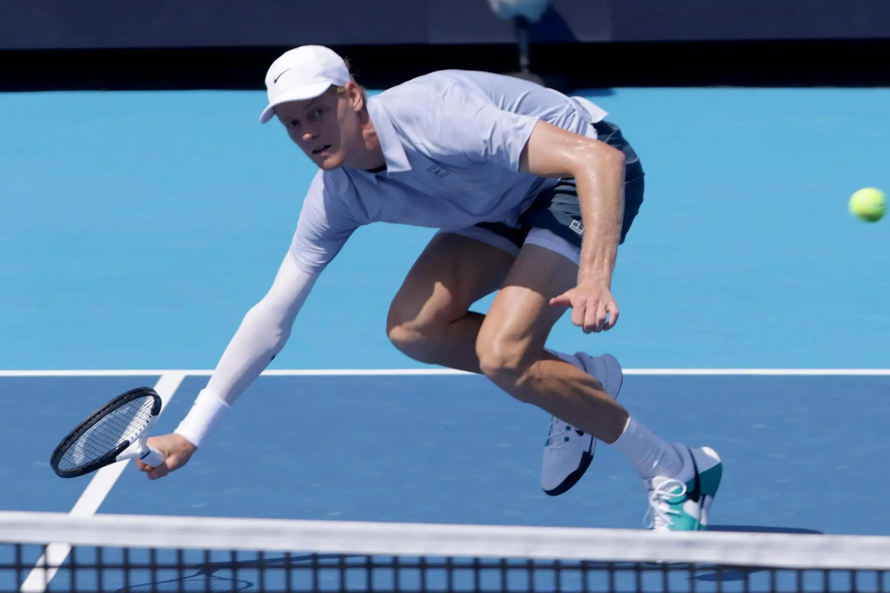 Jannik Sinner batte Terence Atmane e vola in finale a Cincinnati (foto Ansa/Epa)