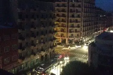 Via San Benedetto al buio (foto Giuseppe Pinna)