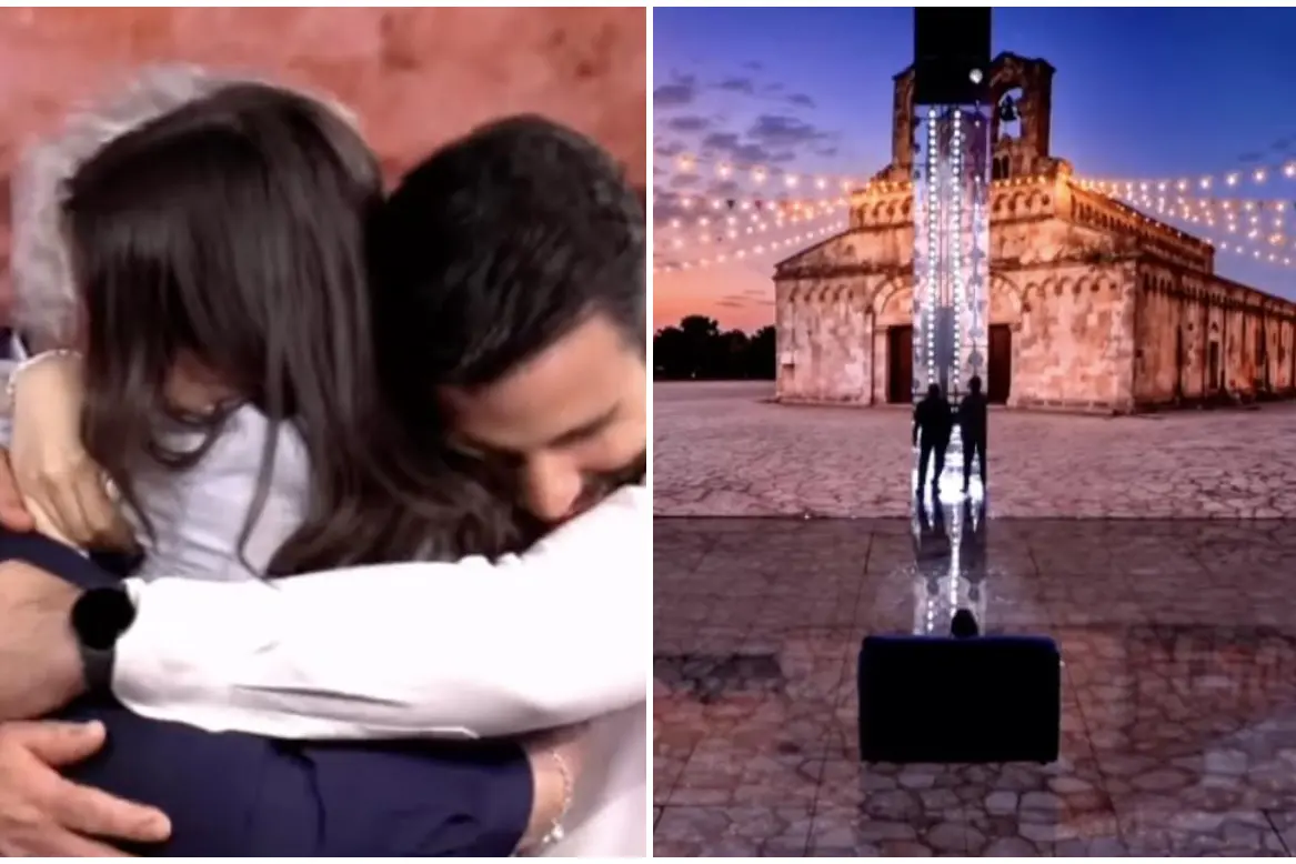 Angie e la sua famiglia ospite ad Amici prima della finale (frame Canale 5)
