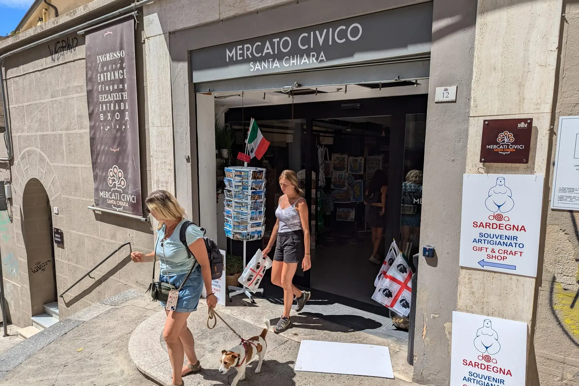 Il mercato di Santa Chiara