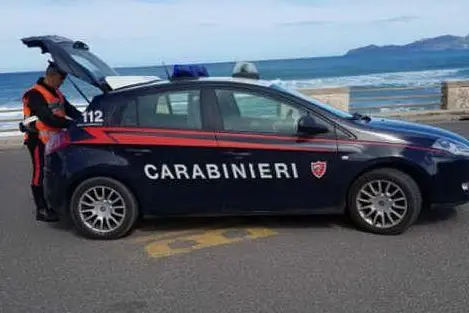 Le operazioni di controllo (foto Carabinieri)