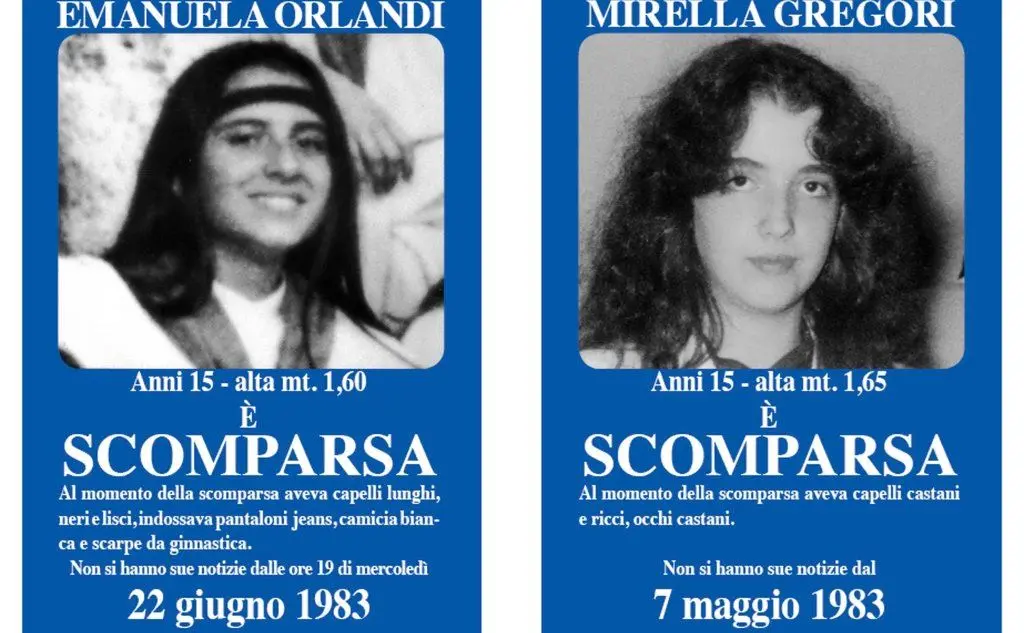 I manifesti che furono affissi in tutta Roma dopo la scomparsa di Emanuela Orlandi e di Mirella Gregori (Ansa)