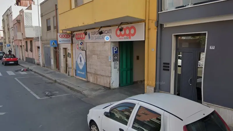 https://immagini.unionesarda.it/version/c:ZTkzMjk0YmQtNzQ4NC00:NzM0ZTE3ZGMtMjM3NS00/image.webp?f=16:9