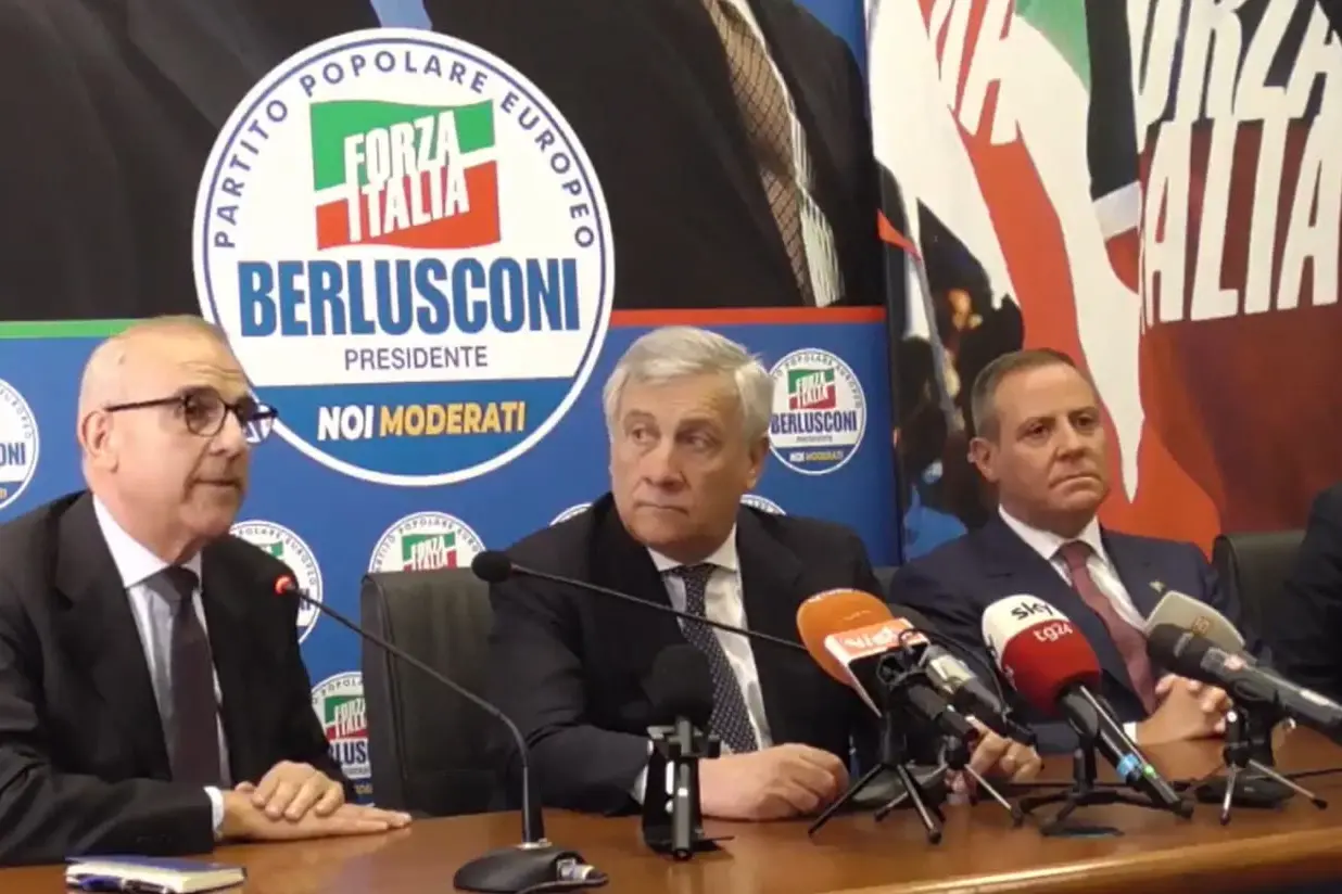 Cossa, Tajani e Pittalis alla conferenza stampa di presentazione della candidatura