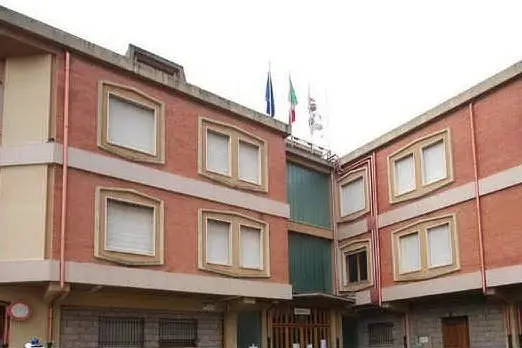 Il municipio di Serramanna (archivio L'Unione Sarda)