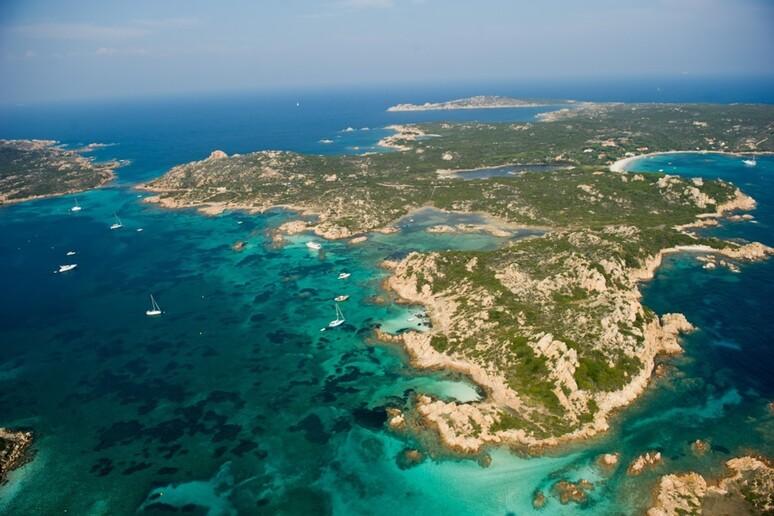 Parco Nazionale di La Maddalena, due disciplinari pongono limiti a noleggio e locazioni di imbarcazioni e natanti
