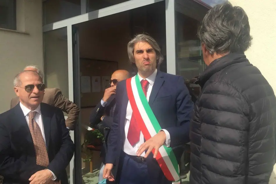 Il sindaco Tomaso Locci oggi all'inaugurazione della scuola per l'infanzia