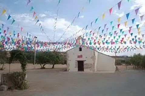La chiesetta che sorge sulla strada