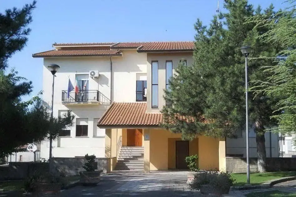 Il municipio di Bonnanaro (foto L'Unione Sarda - Caria)