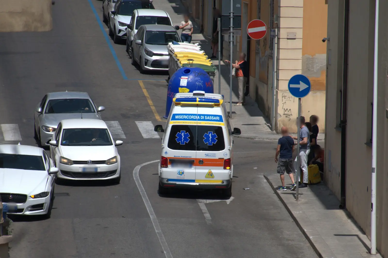 Sassari, ambulanza soccorre rider tra via Manno e via Costa (foto concessa)