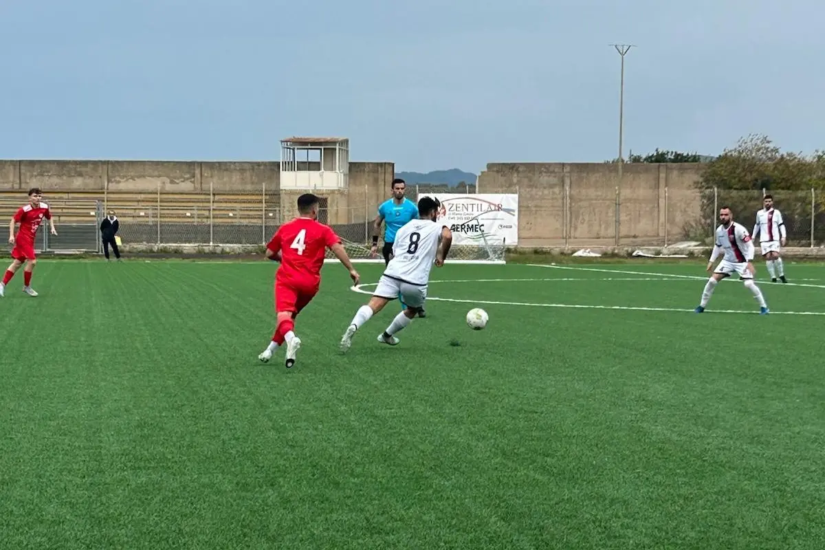 Il centrocampista del Valledoria, Daniele Murru (G.Pischedda)