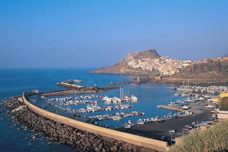 Veduta di Castelsardo (foto Ansa)