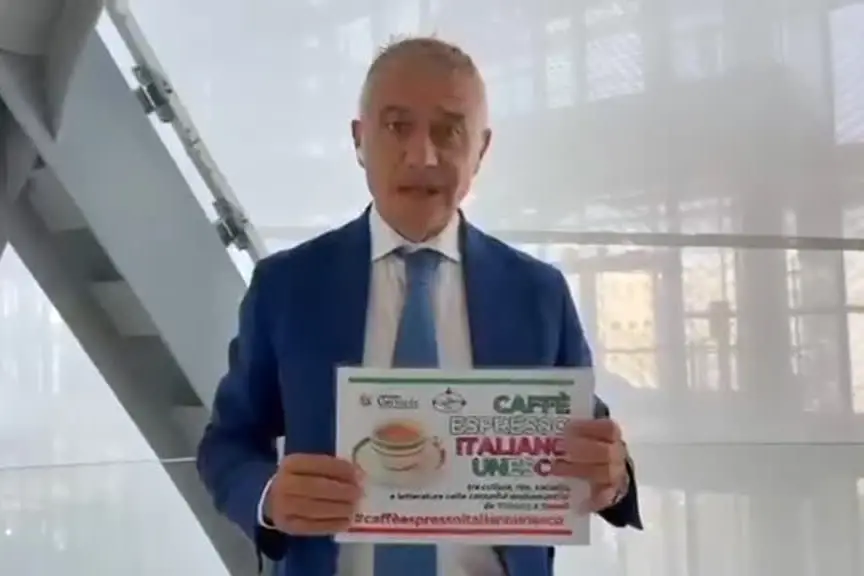 Pecoraro Scanio: "Il rito del caffè espresso sia patrimonio UNESCO"