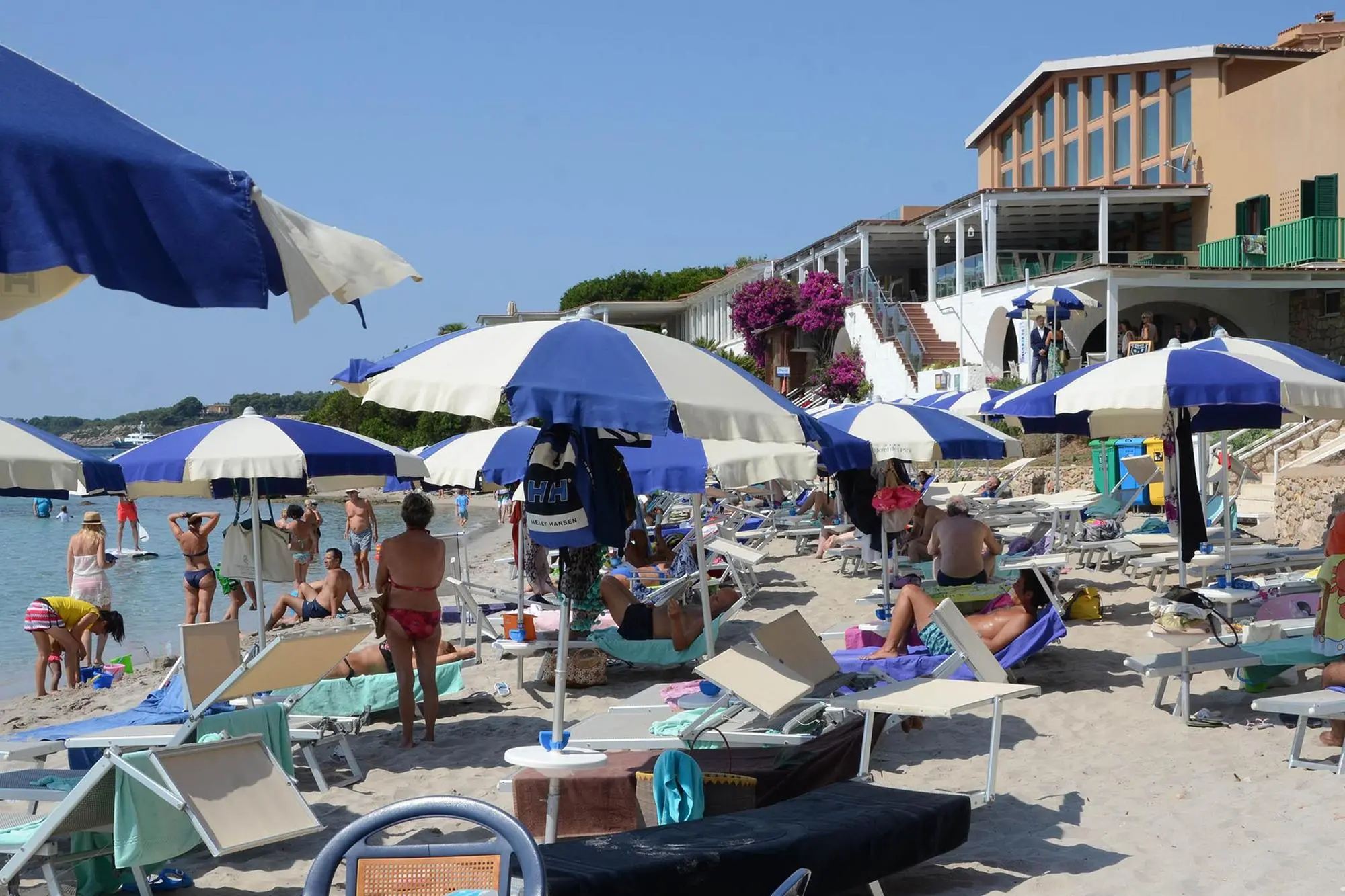 Uno stabilimento (Archivio)