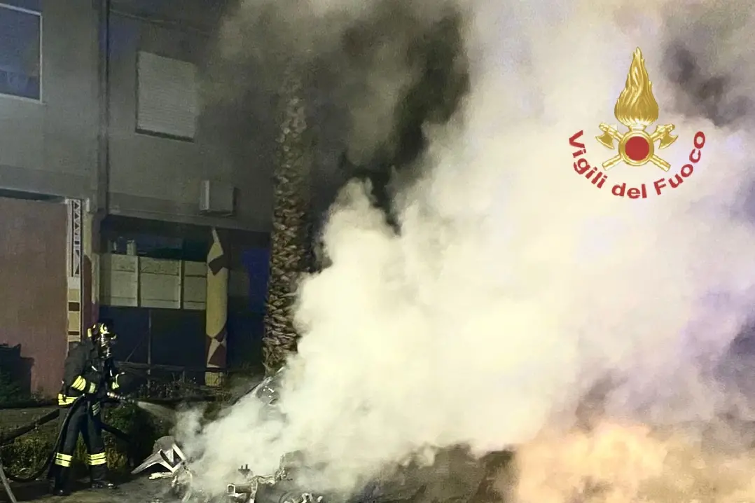 L'intervento dei vigili del fuoco a Sant'Elia