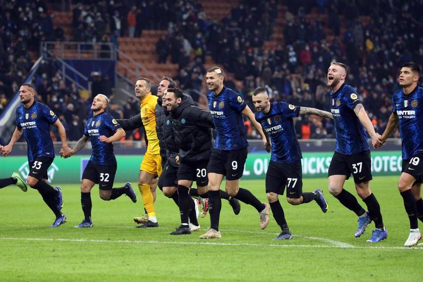 Champions, Inter-Shakhtar 2-0: doppietta di Dzeko. Atletico Madrid-Milan 0-1