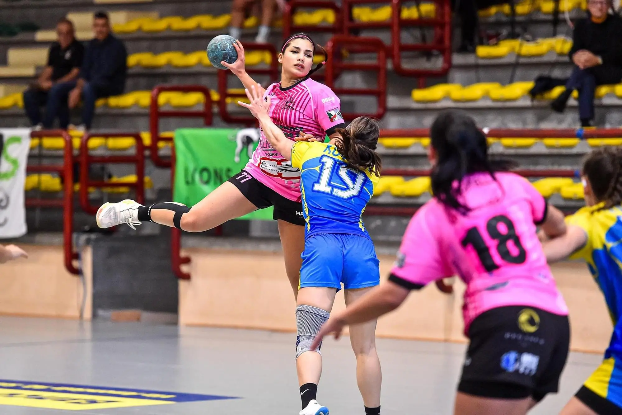 La Lions Sassari in campo al PalaSantoru (foto Claudio Atzori)