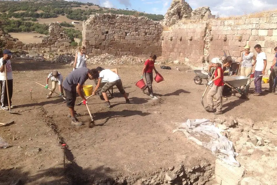 Gli scavi a Sant'Antioco di Bisarcio