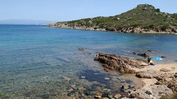 https://immagini.unionesarda.it/version/c:ZWIxNTFhMTgtNjc0Yy00:OTkwNGI0ZTAtODBiZC00/image.webp?f=16:9