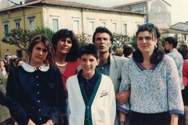 Una foto di famiglia del 1990