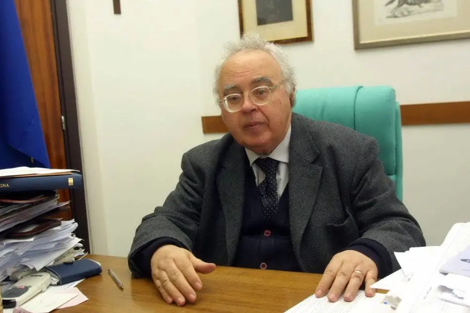 Francesco Floris, quando era preside del Siotto