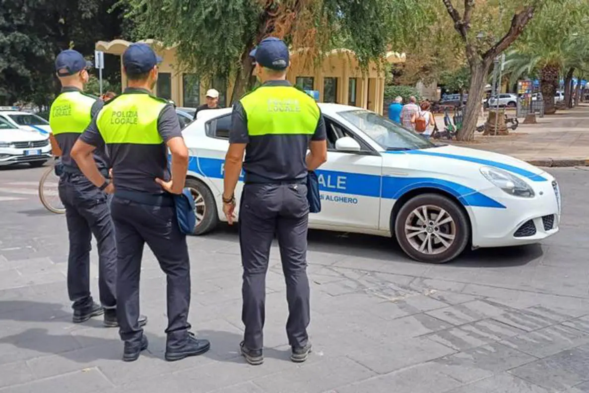 Polizia municipale di Alghero (foto Calvi)