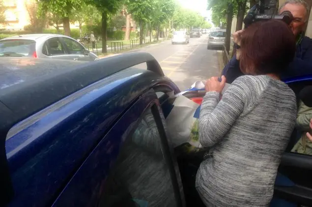 Fausta Bonino 在之前的审判中离开法庭 (Ansa)