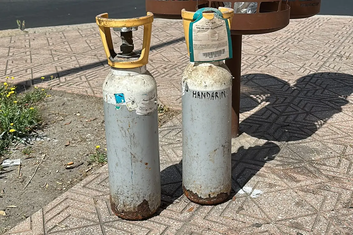 Le bombole abbandonate /Foto: Daga)