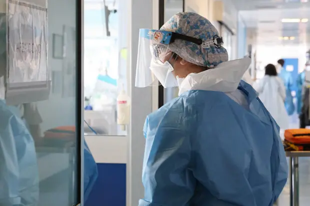 Personale sanitario (Ansa)