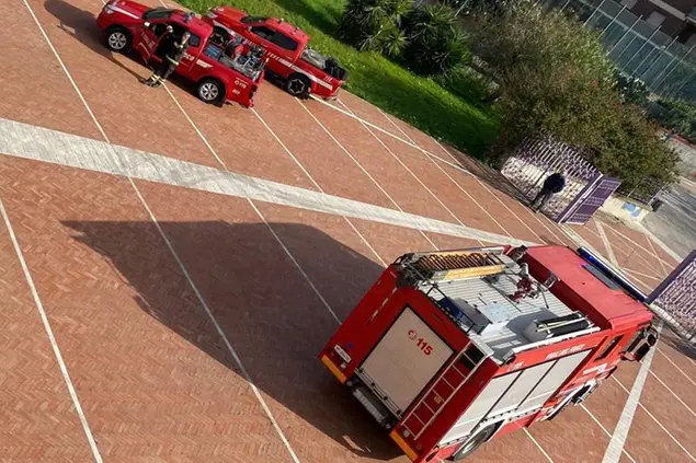 I vigili del fuoco al Santa Maria di Pisa di Sassari
