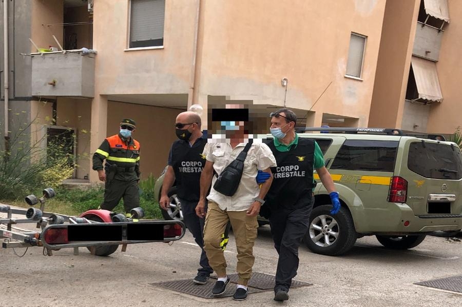 L'arresto (foto Ufficio stampa Regione Sardegna)