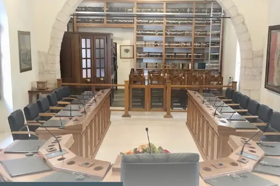 Il consiglio comunale di Ossi (foto concessa)