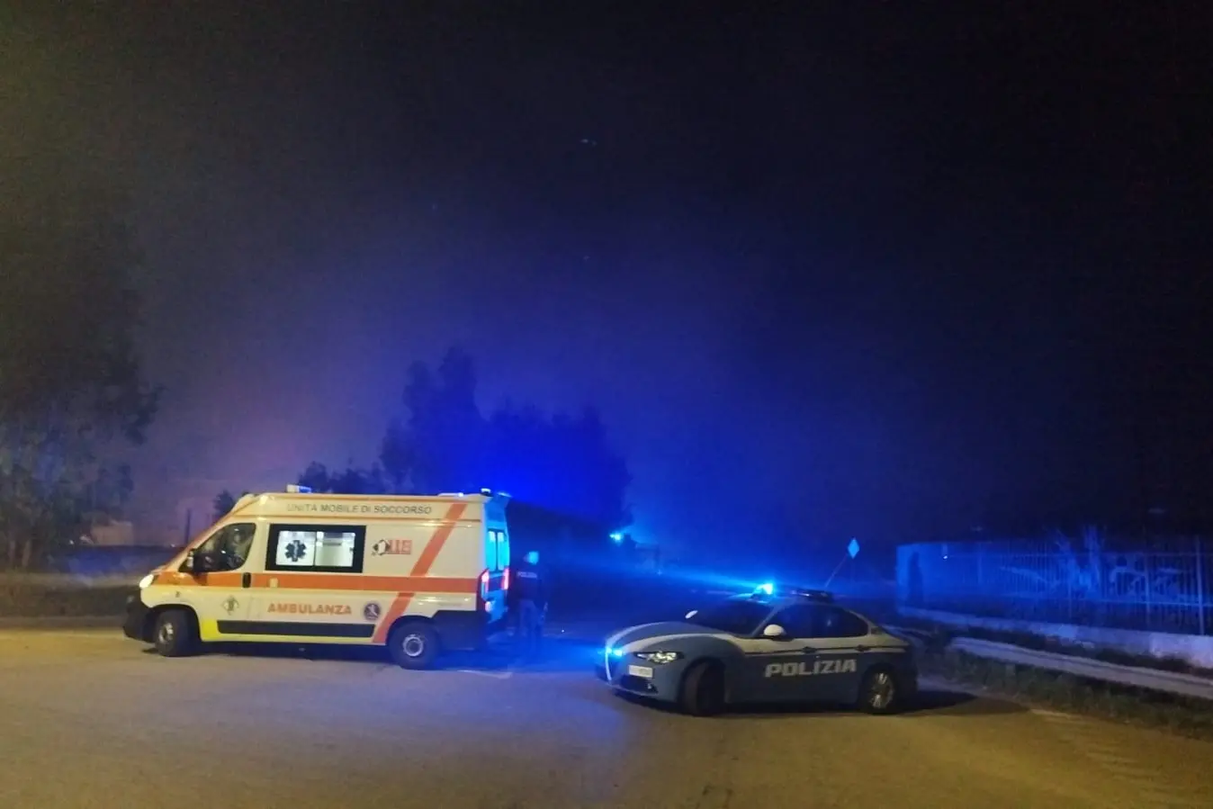 L'incendio (foto L'Unione Sarda)