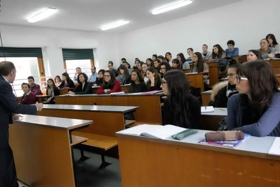 Studenti a lezione (foto Università di Sassari)
